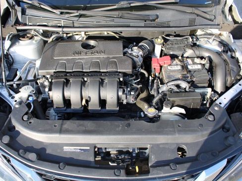 Used 2019 Nissan Sentra S FWD image 17