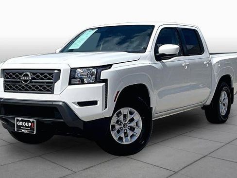 Certified 2024 Nissan Frontier SV w/ Tow Package RWD image 1