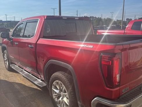 Used 2023 GMC Sierra 1500 SLT w/ SLT Premium Package AWD/4WD image 16