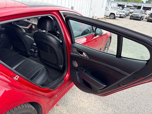 Used 2022 Kia Stinger GT2 RWD image 15
