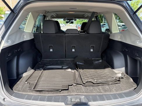 Used 2020 Subaru Forester Premium AWD/4WD image 18