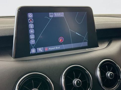 Used 2021 Kia Stinger GT2 image 13