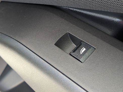 New 2025 BMW X3 xDrive30i w/ Premium Package image 34