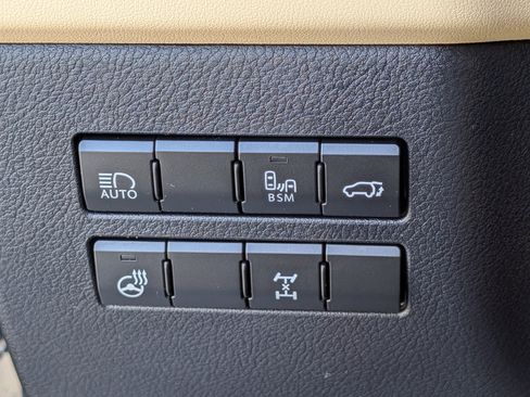 Used 2019 Lexus NX 300 AWD image 23