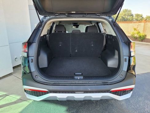 Certified 2025 Kia Sportage LX FWD image 28