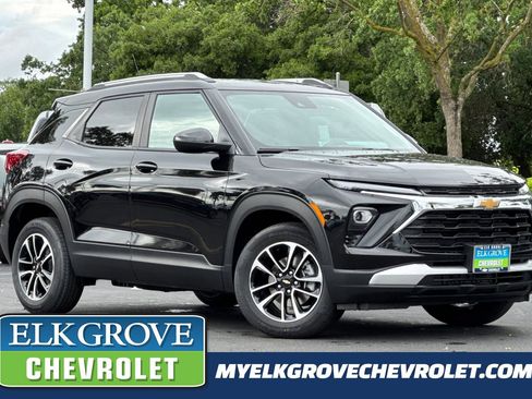 New 2026 Chevrolet TrailBlazer LT FWD image 1
