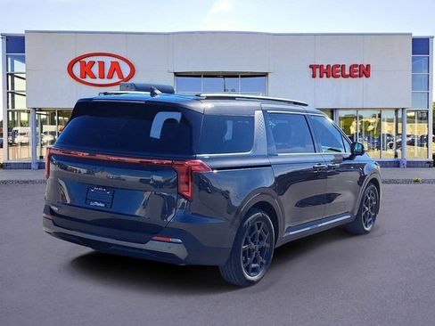 New 2026 Kia Carnival SX w/ SX Dark Edition Package FWD image 4