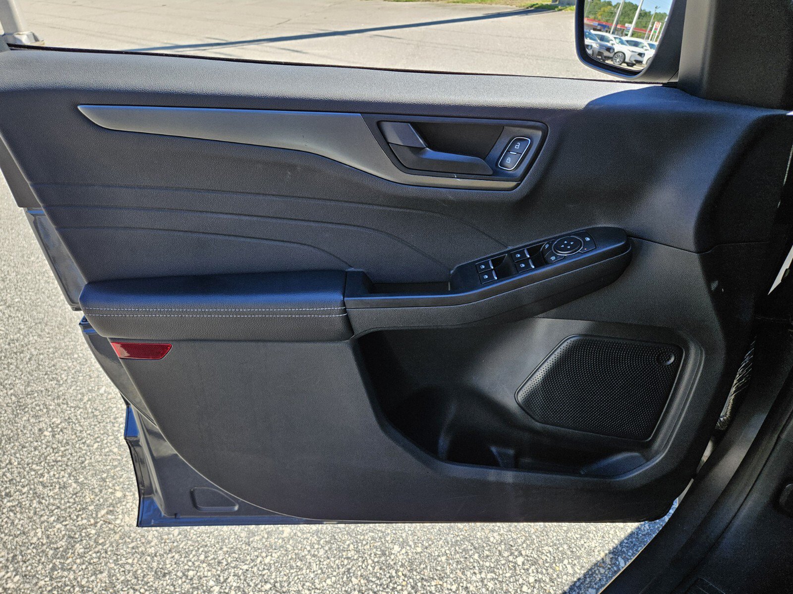 Used 2025 Ford Escape Active w/ Tech Pack #1 FWD image 29