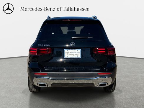 Certified 2025 Mercedes-Benz GLB 250 image 4