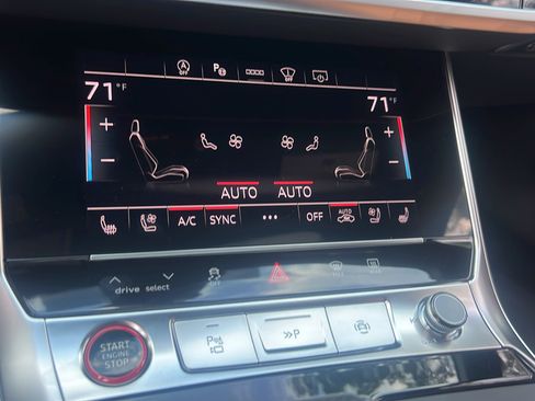 Used 2025 Audi RS 6 performance AWD/4WD image 24