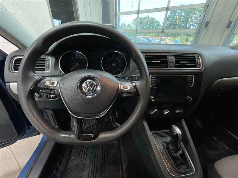 Used 2017 Volkswagen Jetta S FWD image 14