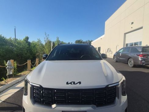 Used 2025 Kia Sorento SX Prestige AWD/4WD image 2