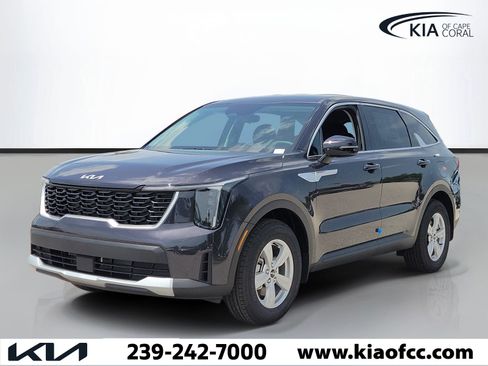 New 2026 Kia Sorento LX FWD image 3
