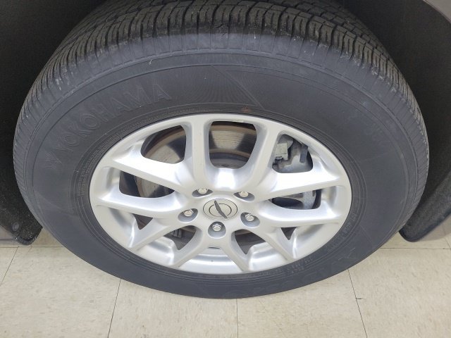 Used 2023 Chrysler Pacifica Touring-L FWD image 4