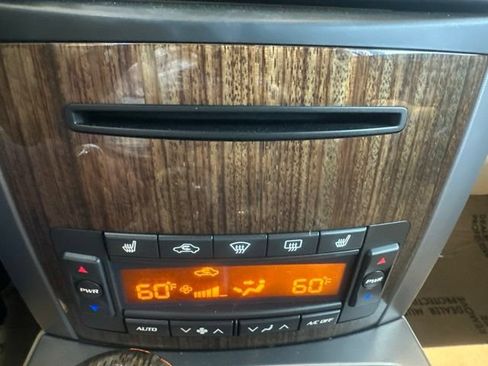 Used 2007 Cadillac XLR V RWD image 20