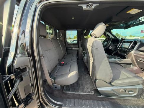 Used 2017 Ford F150 XLT w/ Equipment Group 302A Luxury AWD/4WD image 10