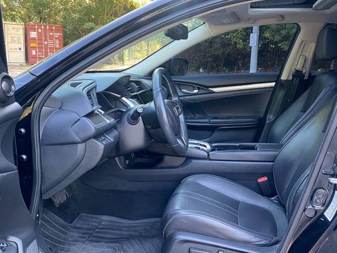 Used 2016 Honda Civic Touring image 15