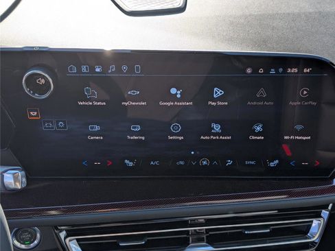 New 2026 Chevrolet Traverse Z71 w/ Enhanced Driving Package image 29