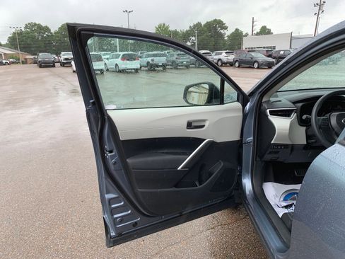 New 2026 Toyota Corolla Cross L AWD/4WD image 10