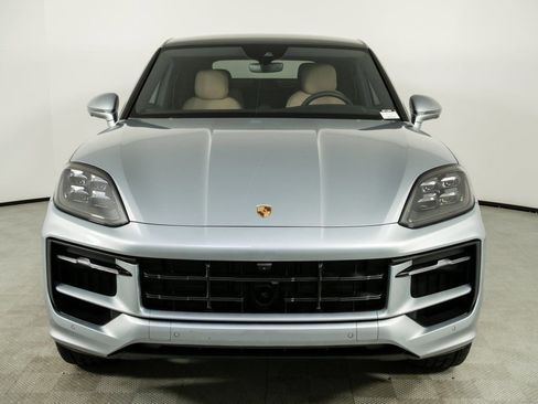 New 2026 Porsche Cayenne Coupe AWD/4WD image 36