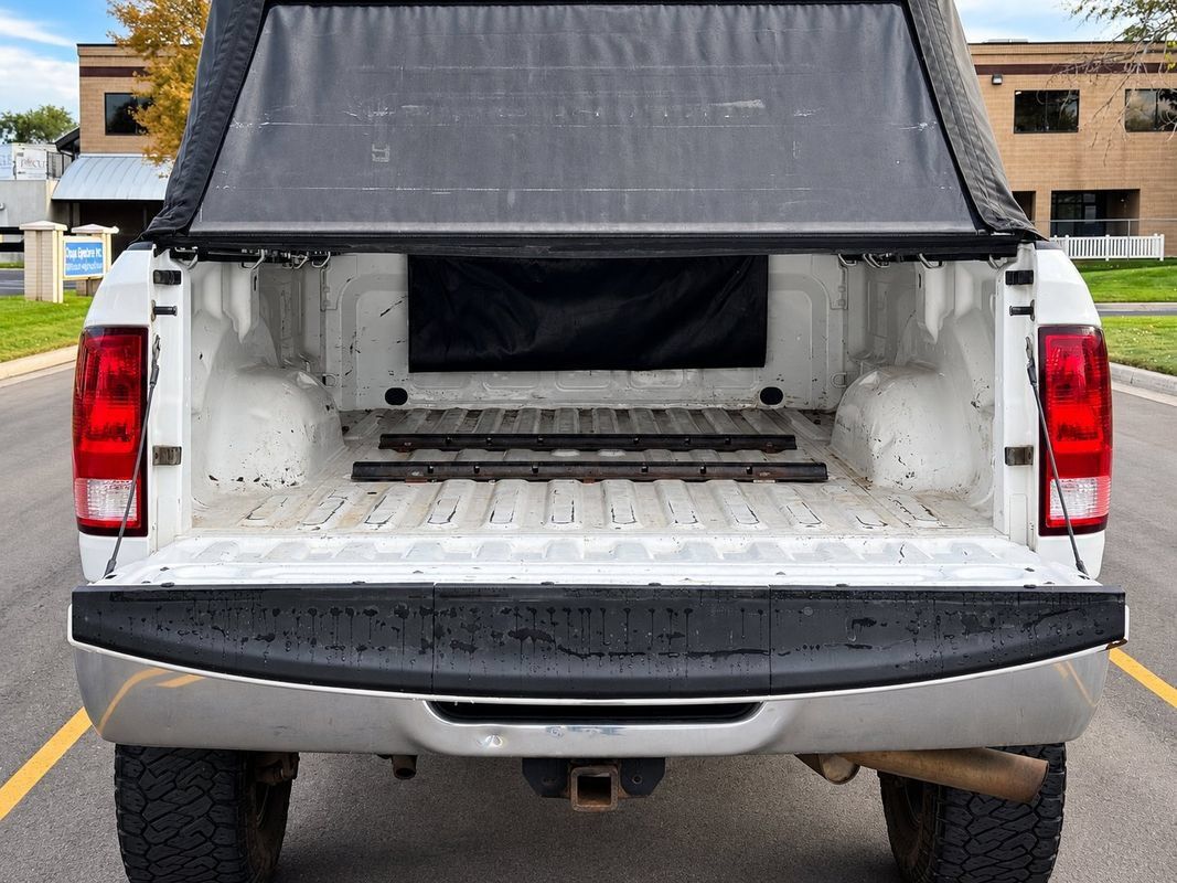 Used 2016 RAM 3500 Tradesman w/ Chrome Appearance Group AWD/4WD image 5