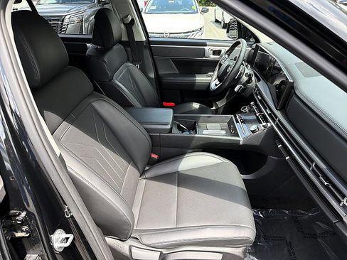 Used 2024 Hyundai Santa Fe SEL FWD image 19