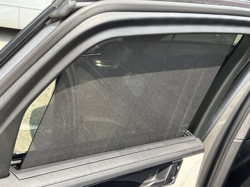 Certified 2025 Porsche Cayenne S image 30