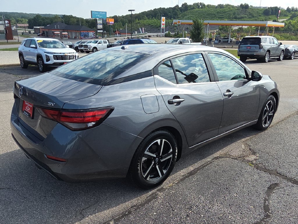 Used 2024 Nissan Sentra SV FWD image 8
