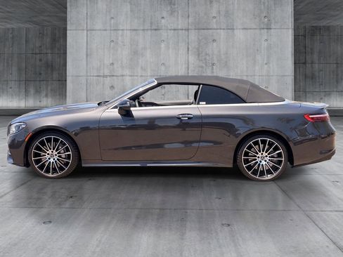 Used 2023 Mercedes-Benz E 450 4MATIC Cabriolet image 31