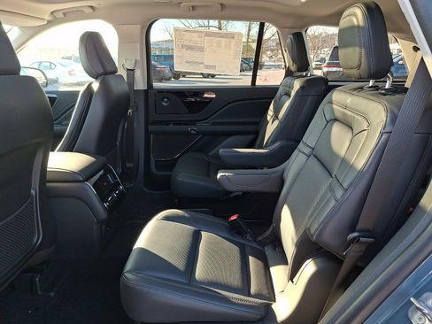 New 2026 Lincoln Aviator Reserve w/ Jet Appearance Package image 6