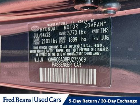 Used 2023 Hyundai Venue Limited w/ Cargo Package FWD image 35