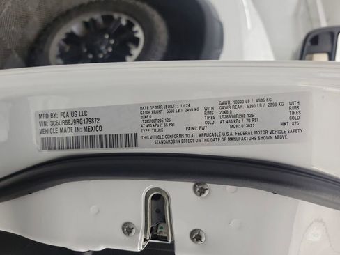 Used 2024 RAM 2500 Rebel w/ Level 2 Equipment Group image 18