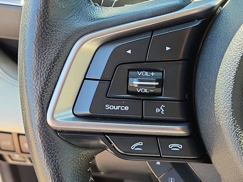 Used 2022 Subaru Ascent Limited w/ Technology Package image 24