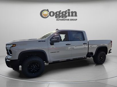 New 2026 Chevrolet Silverado 2500 ZR2 w/ LPO, Dark Essentials Package