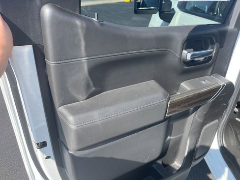 Used 2021 Chevrolet Silverado 1500 RST w/ Max Trailering Package image 23