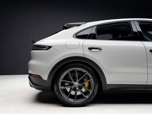 Used 2024 Porsche Cayenne Turbo GT image 36