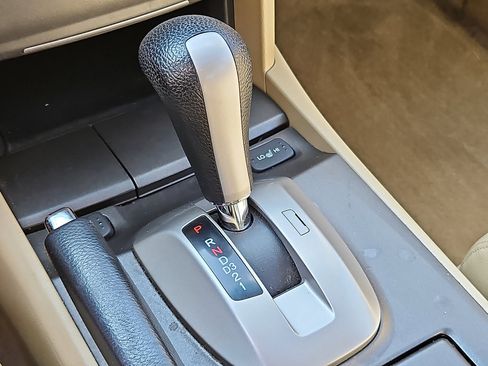 Used 2012 Honda Accord EX-L image 29