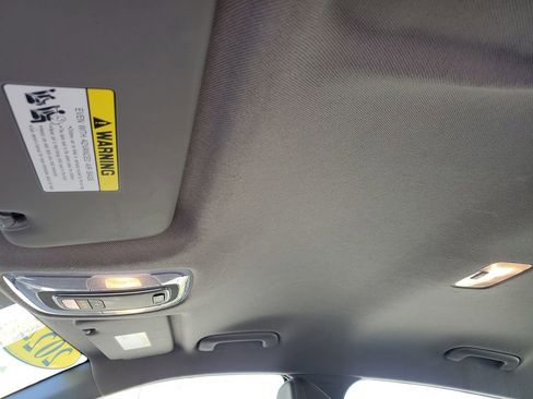 Used 2024 Hyundai Elantra SEL image 31