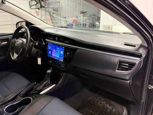 Used 2014 Toyota Corolla S FWD image 16