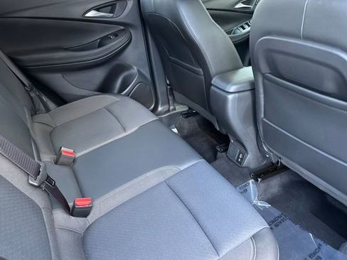 Used 2023 Buick Encore GX Select w/ Sport Touring Package image 18