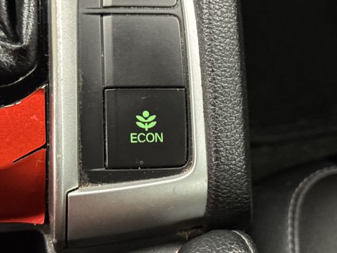 Used 2020 Honda Civic Sport image 14