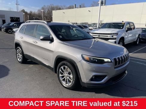 Used 2019 Jeep Cherokee Latitude Plus image 1