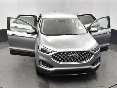 Used 2024 Ford Edge SEL image 10