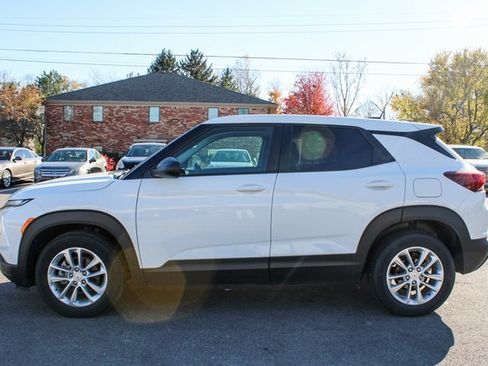 Used 2024 Chevrolet TrailBlazer LS w/ LS Convenience Package image 5