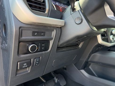 Used 2024 Ford Expedition Max XLT AWD/4WD image 14