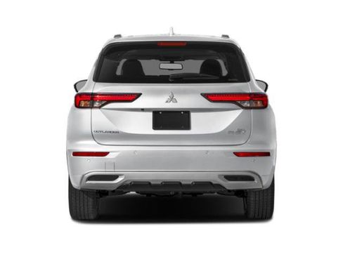Used 2025 Mitsubishi Outlander 4WD Plug-In Hybrid image 5