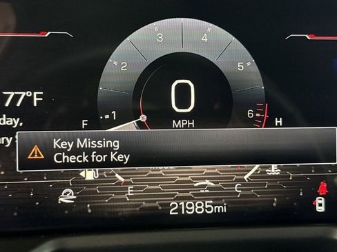 Used 2024 GMC Acadia Denali w/ Super Cruise Package image 16