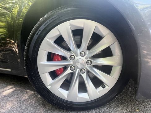 Used 2019 Tesla Model S Performance AWD/4WD image 33