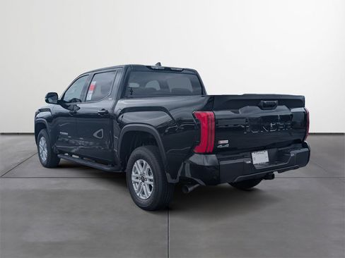 New 2026 Toyota Tundra SR5 AWD/4WD image 4