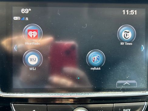 Used 2018 Buick Encore Preferred image 17